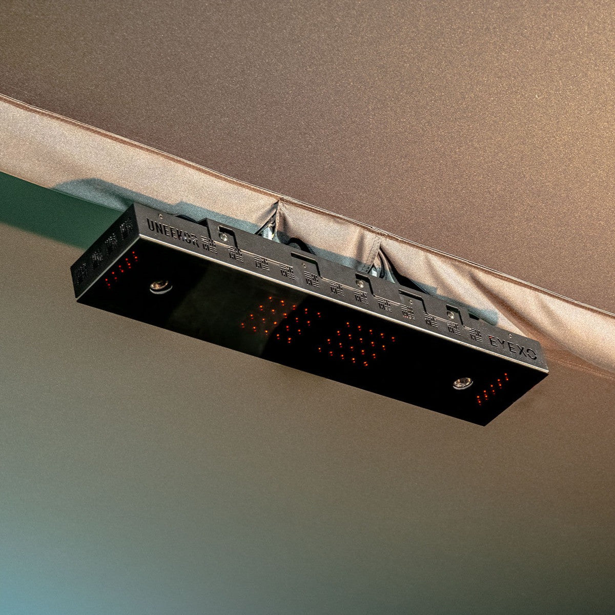 Uneekor EYE XO Indoor Launch Monitor (Overhead Launch Monitor)