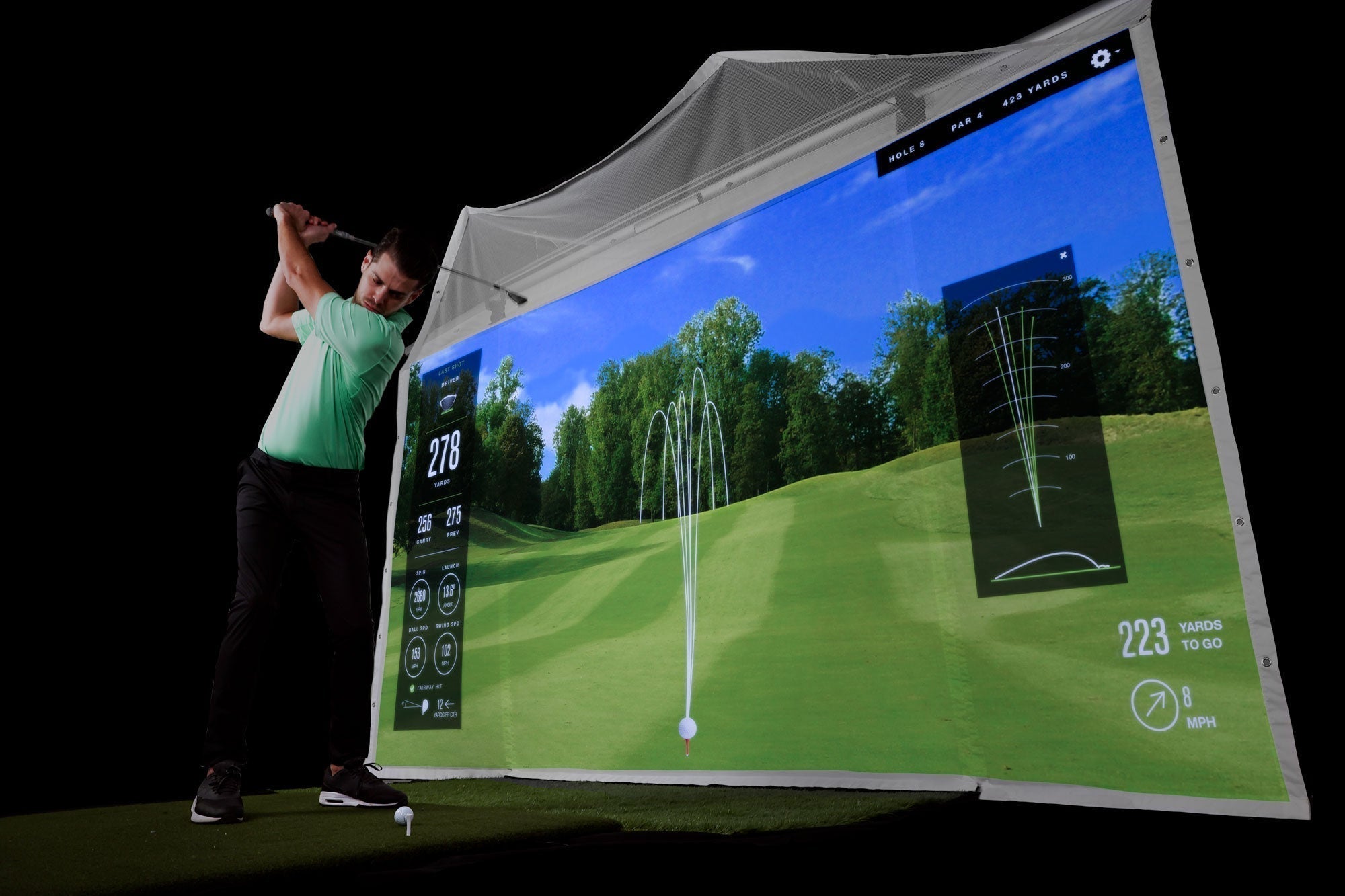 Retractable-Golf-Impact-Screen
